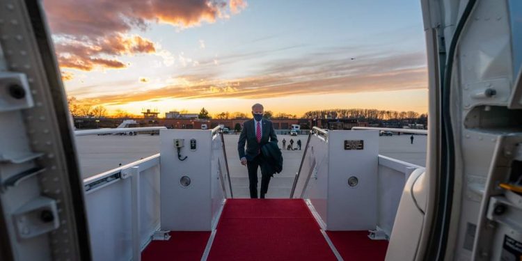 EL PRESIDENTE JOE BIDEN POR VEZ PRIMERA PARTIÓ EN EL AIR FORCE ONE