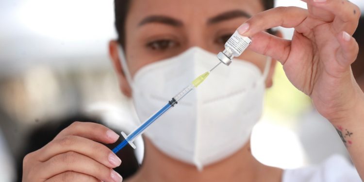 DOMINGO, MÁS DETALLES DEL PLAN NACIONAL DE VACUNACIÓN CONTRA COVID-19 DESDE OAXACA