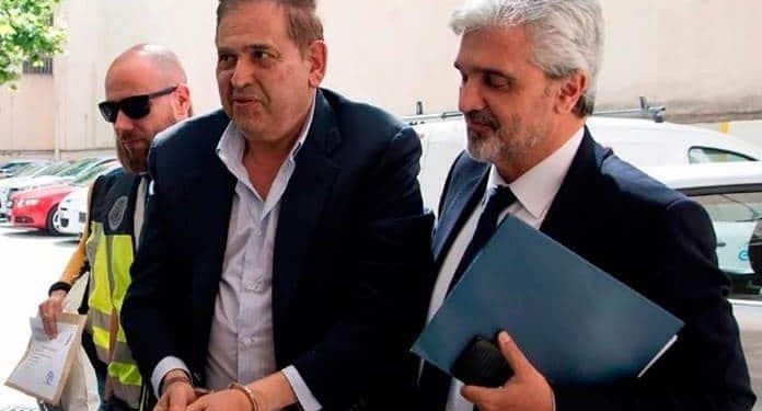 ALONSO ANCIRA ATERRIZA EN MÉXICO EXTRADITADO DESDE ESPAÑA