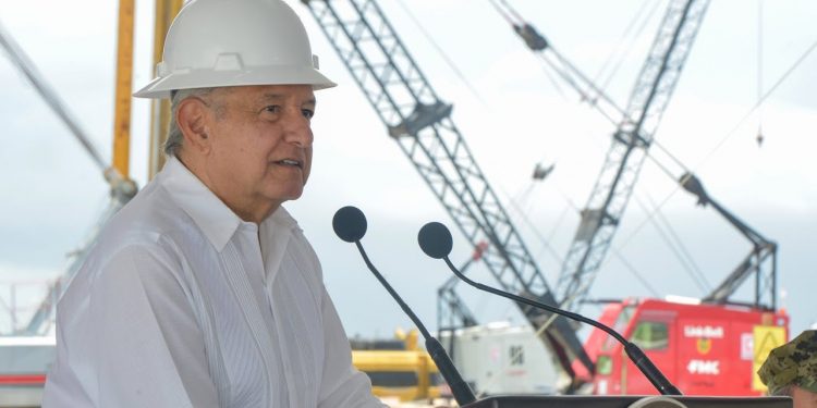 EN 2020 TABASCO FUE DE LOS PRIMEROS TRES ESTADOS CON MÁS EMPLEOS POR LA REFINERÍA: AMLO