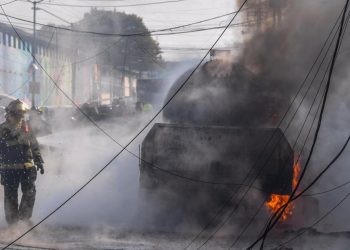 PIPA DE GAS SE INCENDIA EN INMEDIACIONES DEL MERCADO DE JAMAICA EN LA CDMX