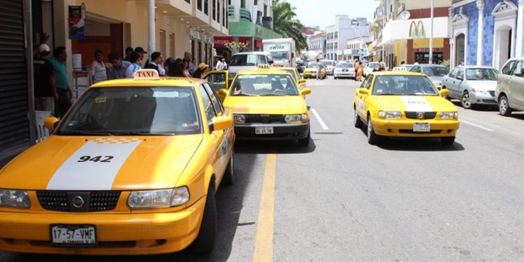 DISMINUYE PRESENCIA DE TAXIS PIRATAS EN VILLAHERMOSA