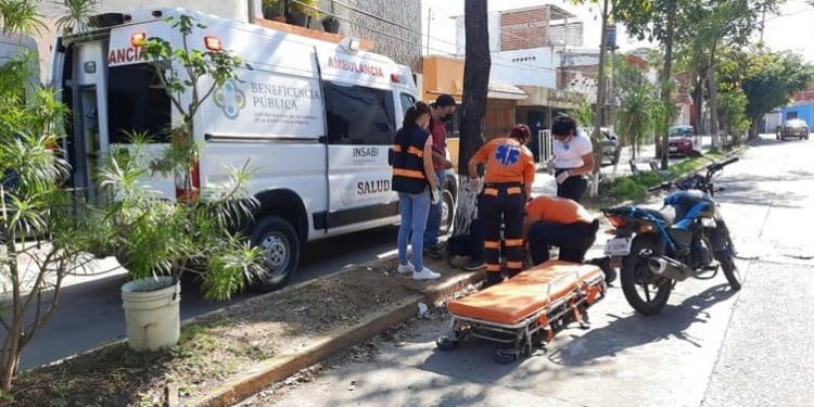 ASALTAN UNA CARNICERÍA Y BALACEAN A EMPLEADO