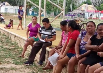 DENUNCIAN MAL MANEJO DE RECURSOS POR PARTE DE MAESTROS DE LA COMUNIDAD DE TUZIK