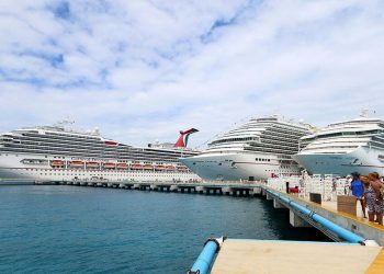 COZUMEL SERÁ EL PRIMER DESTINO DE MÉXICO Y EL CARIBE EN REACTIVAR EL TURISMO DE CRUCEROS