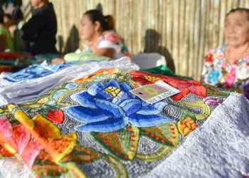 LA SECRETARÍA DE DESARROLLO ECONÓMICO DEL ESTADO CONTINÚA APOYANDO A ARTESANOS DE QUINTANA ROO