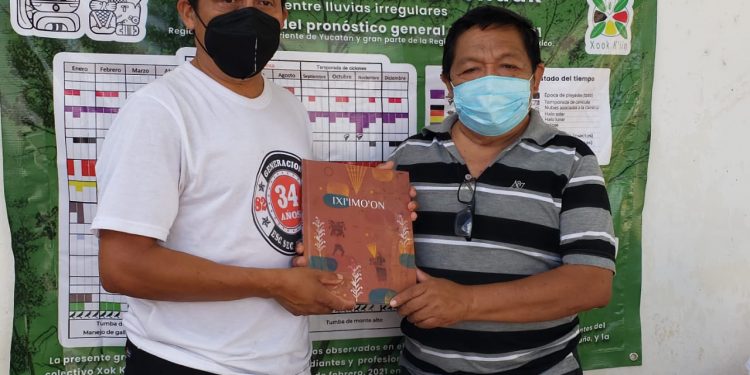 DONAN A LA CASA DE LA CRÓNICA EL LIBRO “IXI’IMO’ON” TRADUCIDO A LA LENGUA MAYA