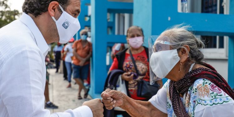 SE ACERCAN LAS CAMPAÑAS Y PEDRO JOAQUÍN DELBOUIS LO SABE; AYUNTAMIENTO DARÁ SUBSIDIO PARA CRUZAR ENTRE COZUMEL Y PLAYA DEL CARMEN