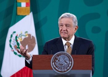 LÓPEZ OBRADOR PROMETE DOBLAR PARA 2024 LAS PENSIONES DE LOS ADULTOS MAYORES