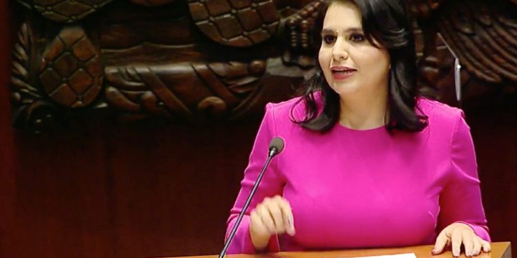 MAYULI MARTÍNEZ CUMPLE A LAS MUJERES LA PROMESA DE LOGRAR IGUALDAD SALARIAL ENTRE HOMBRES Y MUJERES