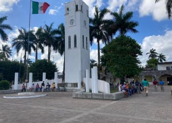 LEVANTAN PARO LABORAL LOS TRABAJADORES DEL AYUNTAMIENTO DE FELIPE CARRILLO PUERTO LUEGO DEL PAGO DE NÓMINA