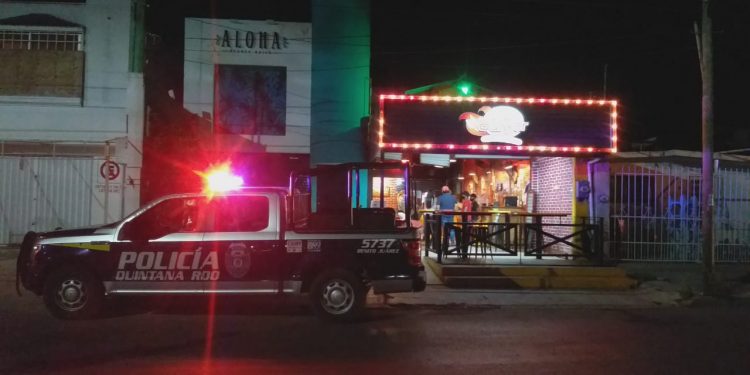 ASALTAN EL RESTAURANTE “A LA BURGUER” EN CANCÚN