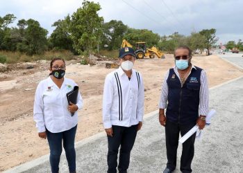 CARLOS JOAQUÍN SUPERVISÓ LA OBRA DEL PARQUE DE LA EQUIDAD EN CANCÚN