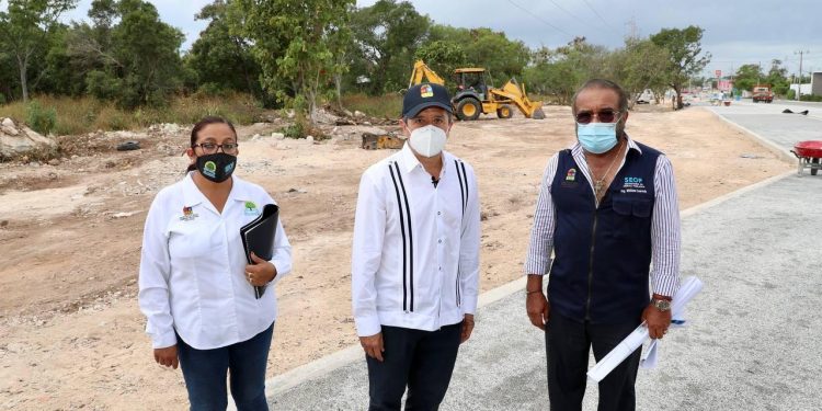 CARLOS JOAQUÍN SUPERVISÓ LA OBRA DEL PARQUE DE LA EQUIDAD EN CANCÚN