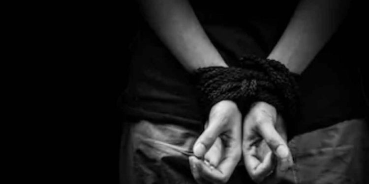 RESCATAN A VÍCTIMA DE SECUESTRO; UN MENOR DE EDAD ENTRE LOS SECUESTRADORES