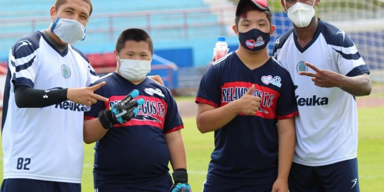 CANCÚN FC RECIBE LA VISITA DEL EQUIPO RELÁMPAGOS DE CANCÚN, INTEGRADO POR CHICOS CON SÍNDROME DE DOWM