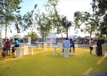 DIGNIFICA LAURA BERISTAIN ESPACIOS PÚBLICOS EN VILLAS DEL SOL