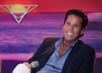 ROBERTO PALAZUELOS VA POR LA PRESIDENCIA MUNICIPAL DE TULUM