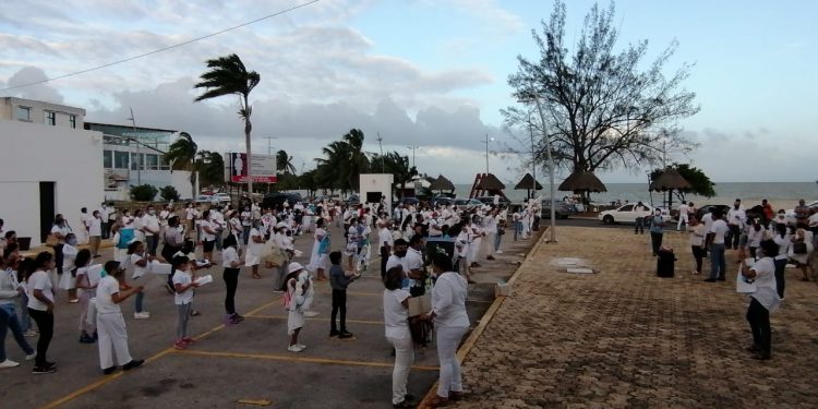 CON “MARCHA DEL SILENCIO” Y “CEREMONIA DE VELACIÓN” PROTESTAN CONTRA EL ABORTO