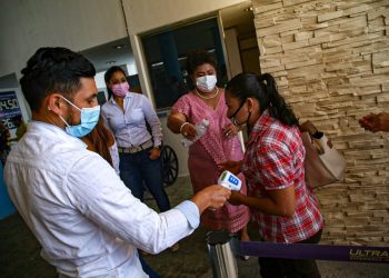 IMPLEMENTAN GOBIERNOS ESTATAL Y MUNICIPAL JORNADA “GUARDIANES POR QUINTANA ROO” EN ISLA MUJERES