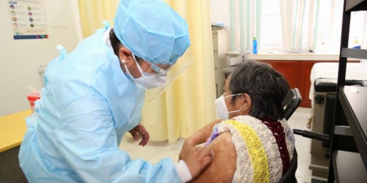 ARRIBAN A YUCATÁN 9,750 VACUNAS MÁS PARA ADULTOS MAYORES DE TIZIMÍN Y MAXCANÚ