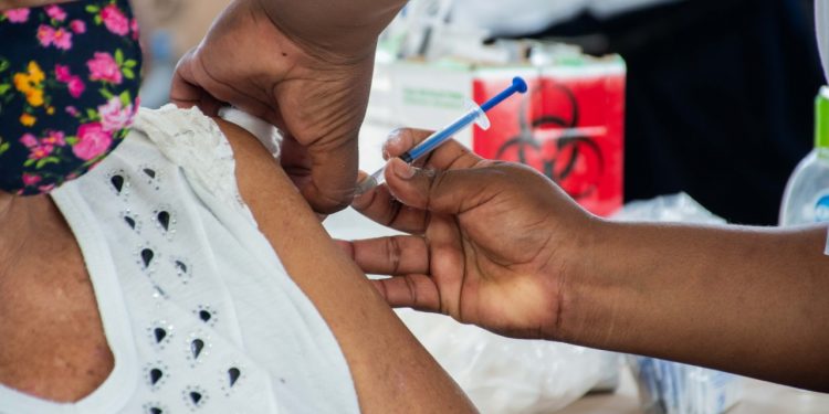 EN QUINTANA ROO SUMAN UN TOTAL DE 54 MIL 952 DOSIS APLICADAS CONTRA EL COVID-19