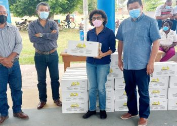 PRODUCTORES APÍCOLAS DE BACALAR RECIBEN APOYOS PARA REACTIVAR SU PRODUCCIÓN
