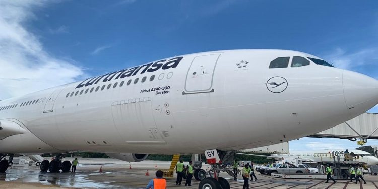 REPORTA EL AEROPUERTO DE CANCÚN 393 OPERACIONES