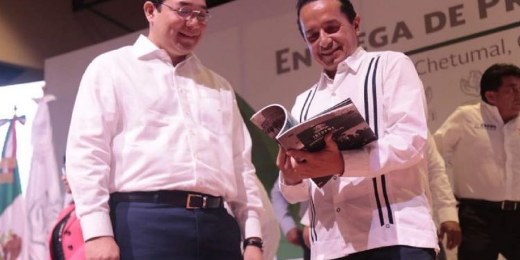 BUSCA REGIDURÍA EXRECTOR DE LA UQROO, ÁNGEL RIVERO PALOMO