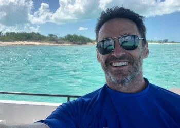 HUGH JACKMAN PRESUME FOTOS DEL CARIBE