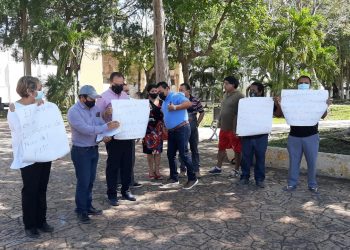 ACUDEN DOCENTES A LA CIUDAD DE MÉXICO PARA BUSCAR SOLUCIÓN AL PAGO DEL PROGRAMA DE ESCUELAS DE TIEMPO COMPLETO
