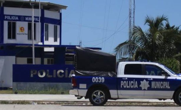 VINCULAN A PROCESO A MUJER POLICÍA POR NO CUMPLIR CON SUS FUNCIONES