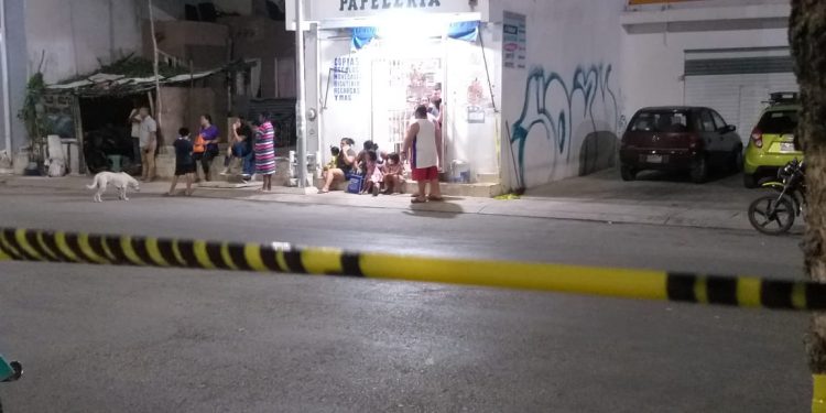 VECINOS DE VILLAS DEL MAR IMPIDEN A MINISTERIALES ASEGURAR A UNA NIÑA DE DOS AÑOS