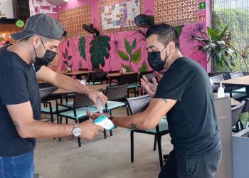FOCOS ROJOS POR PLAYAS SATURADAS EN PUENTE LARGO