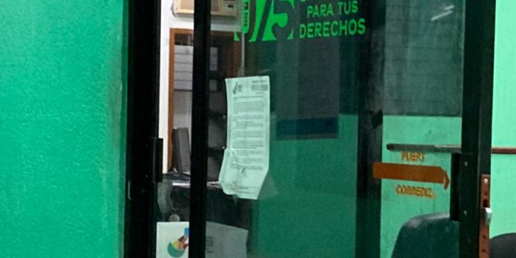 ROBAN EN LA COMISIÓN DE DERECHOS HUMANOS, SE LLEVAN EXPEDIENTES