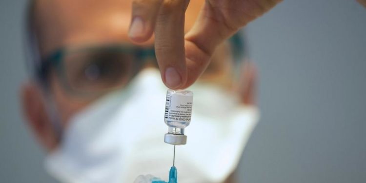 LÓPEZ OBRADOR PEDIRÁ A BIDEN QUE EEUU ABRA A MÉXICO LA VENTA DE VACUNAS