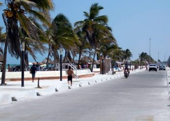 ANUNCIAN CIERRE DE MALECONES DE PROGRESO, YUCATÁN