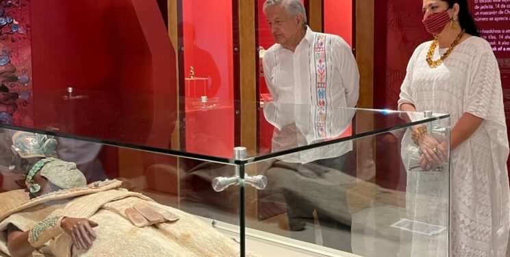 AMLO INAUGURA PABELLÓN DE LA REINA ROJA EN PALENQUE, CHIAPAS