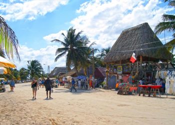 MAHAHUAL A TOPE MÁXIMO DE AFORO PERMITIDO EN ESTE FIN DE SEMANA LARGO
