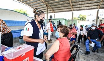 CUMPLE NACAJUCA META DE VACUNACIÓN CONTRA COVID