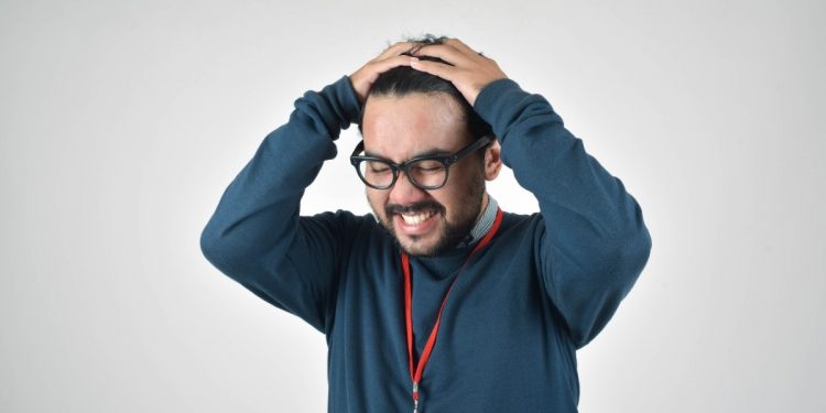 ¿CÓMO PUEDEN PROTEGER LOS PERIODISTAS SU SALUD MENTAL EN LA COBERTURA DE UNA CRISIS?