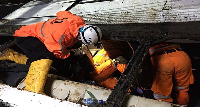 AL MENOS 27 MUERTOS EN UN ACCIDENTE DE AUTOBÚS EN INDONESIA