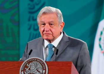 OBRADOR PIDE A LA CORTE INVESTIGAR A JUEZ QUE OTORGÓ AMPARO POR REFORMA ELÉCTRICA