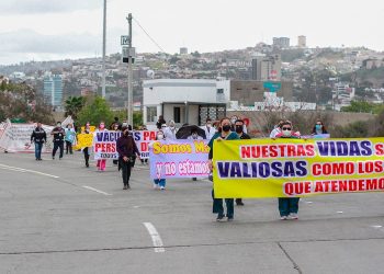 MÉDICOS PRIVADOS MEXICANOS EXIGEN VACUNARSE CONTRA LA COVID-19 EN TIJUANA