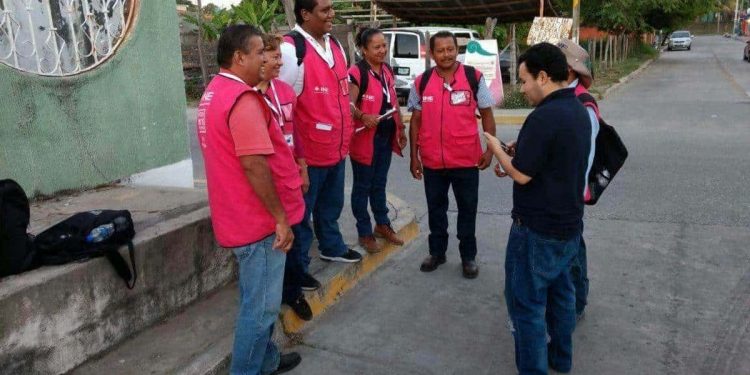 CAPACITADORES DEL INE SUFREN ASALTOS EN VILLAHERMOSA