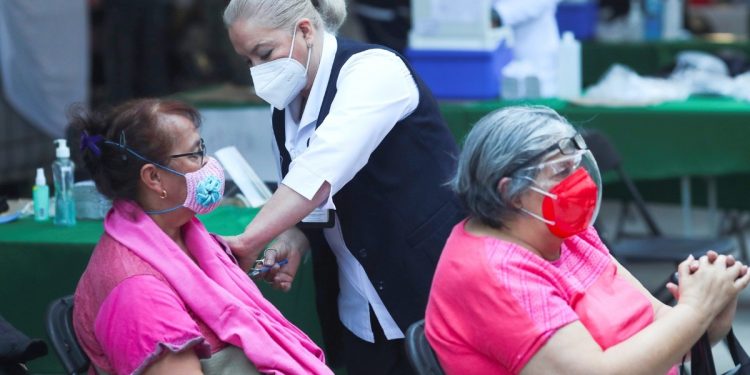 CDMX ALISTA VACUNACIÓN MASIVA CONTRA EL COVID-19