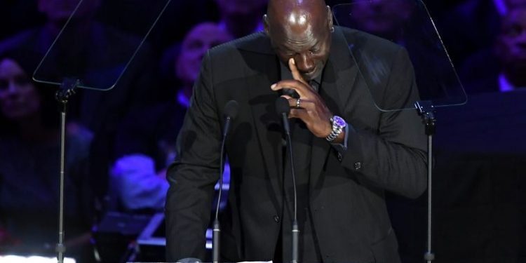 MICHAEL JORDAN PRESENTARÁ A KOBE BRYANT EN SU INGRESO AL SALÓN DE LA FAMA