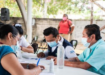 190 MÉDICOS DEL COLEGIO YA VACUNADOS