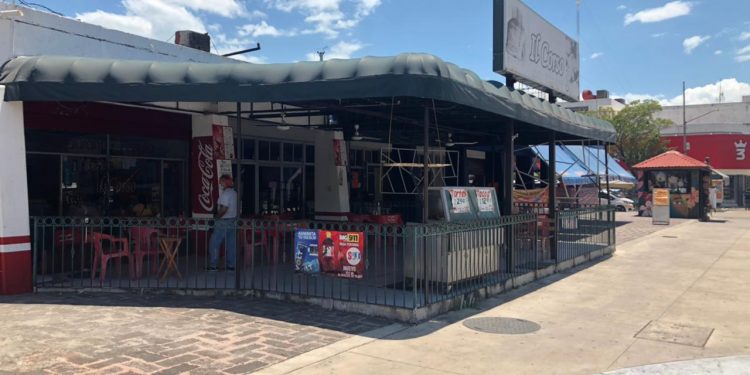 BARES, RESTAURANTES Y SIMILARES CON DISMINUCIÓN DE VENTAS EN SEMANA SANTA