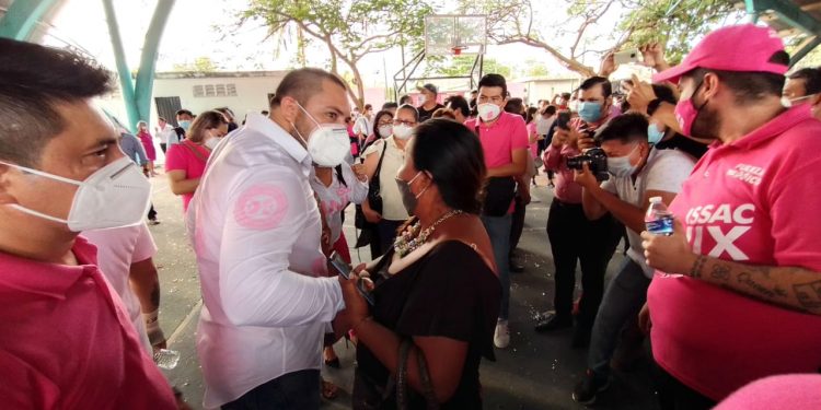 ARRANCA CAMPAÑA ISSAC JANIX CON MEDIDAS SANITARIAS Y PROPONE SEPARARSE DEL MANDO ÚNICO